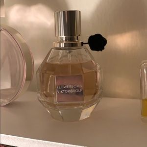 Flowerbomb Parfume